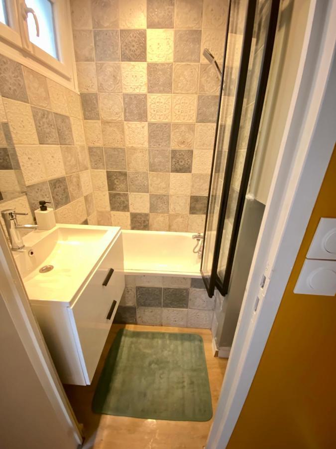 Апартаменты T2 Cosy / Quartier Calme / Magasins D'Usine A Proximite Saint-Julien-les-Villas Экстерьер фото