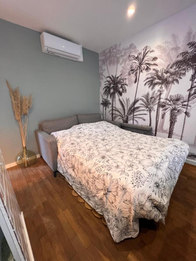 Апартаменты T2 Cosy / Quartier Calme / Magasins D'Usine A Proximite Saint-Julien-les-Villas Экстерьер фото